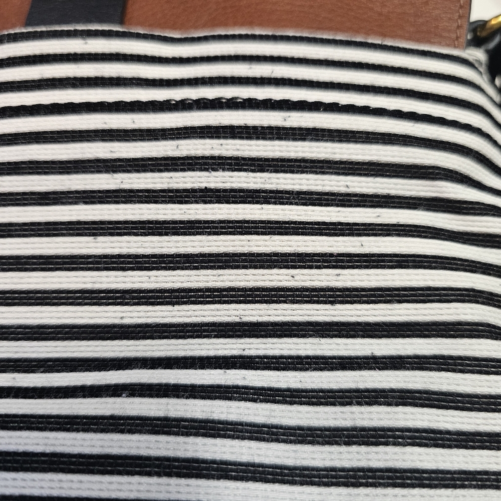 Fossil Leather Kinley Striped Crossbody - Picture 8 of 8